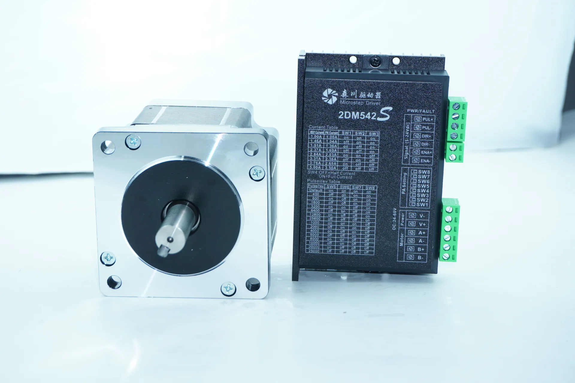 创伟电机 CW 400B stepper motor and Senchuan 2DM542 driver 详情图 6