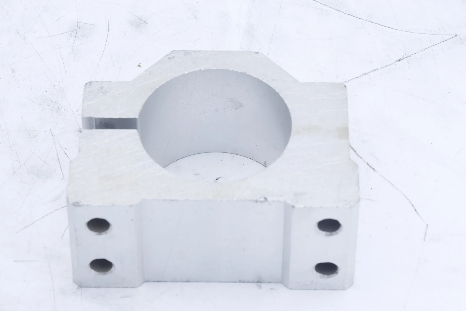 Cast Aluminum Spindle Clamping Holder 48 / 62 / 65 / 80 / 85 / 100 / 105 / 120 / 125 mm detail photo 3