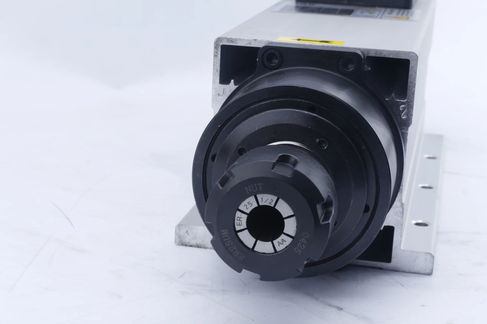 GDF46-18Z 3.5 380v with flange detail photo 2