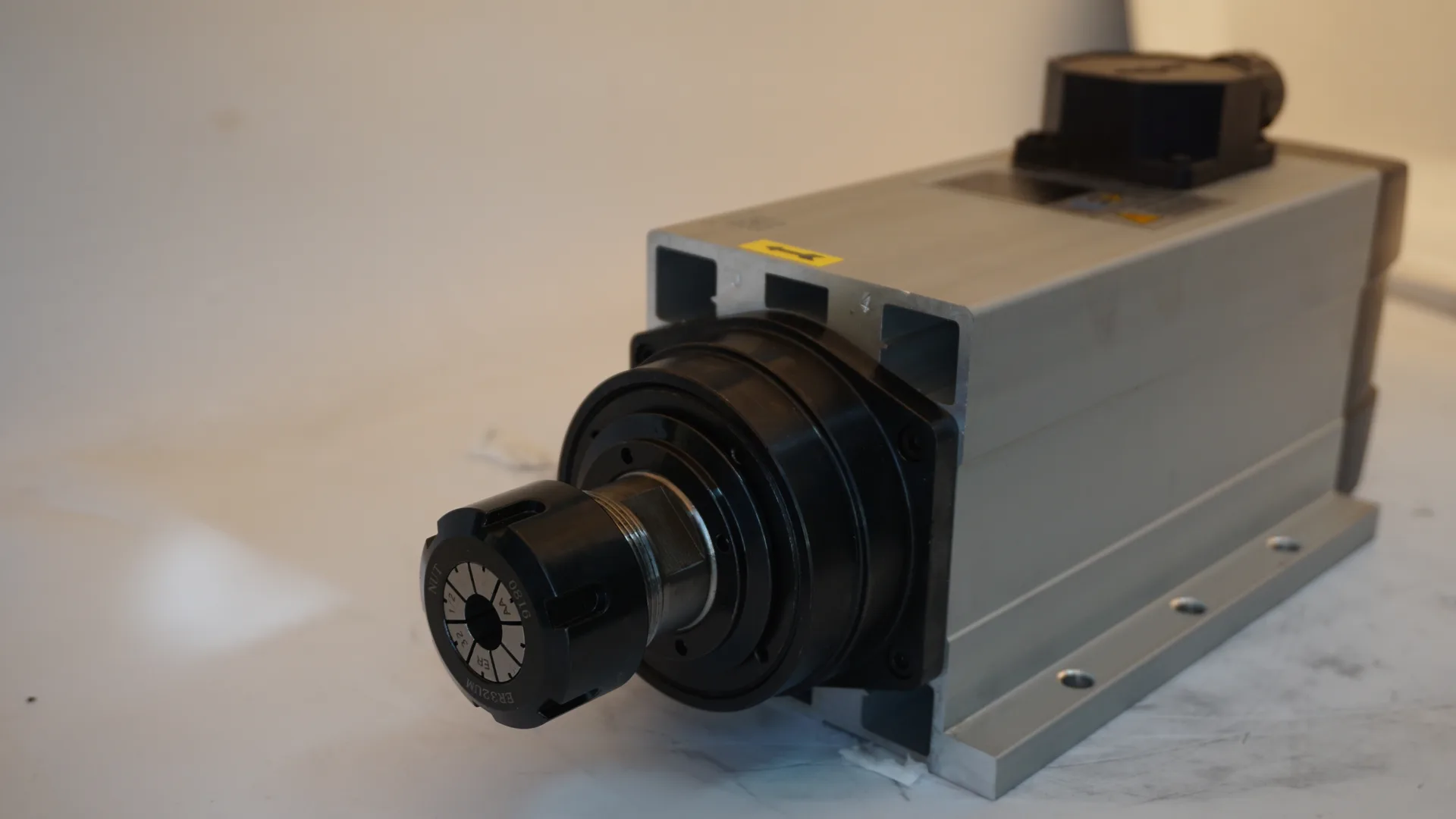 GDF60-18Z 6.0KW with flange detail photo 4